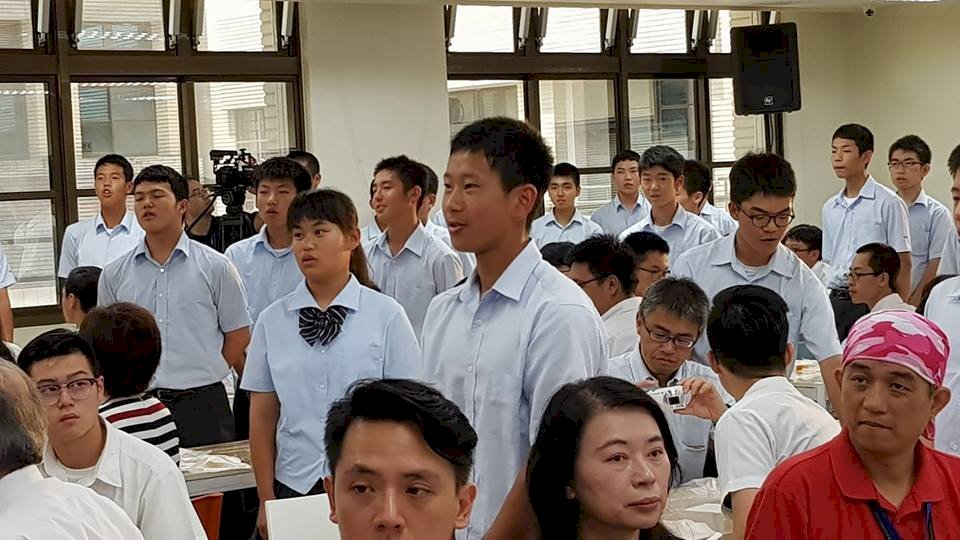 Timbre de inicio y término de clases en las escuelas y universidades de Taiwán