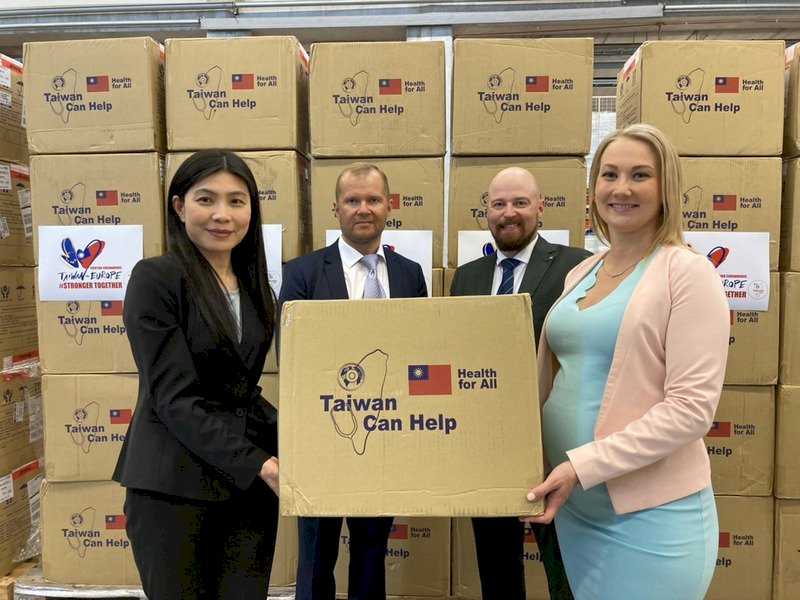Finlandia agradece a Taiwán donación de doscientas mil mascarillas