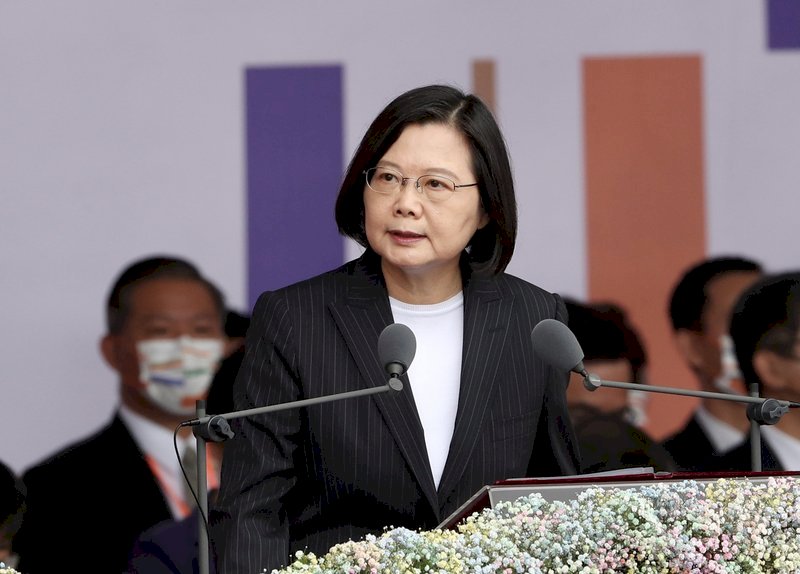 Tsai Ing-wen: «Ambas partes del Estrecho deben respetarse y buscar la coexistencia pacífica»