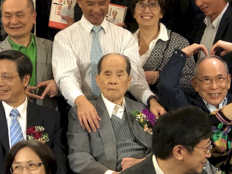 Homenaje a Lee Chin-yun, el padre de las vacunas en Taiwán
