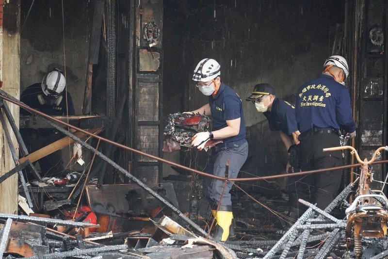 Un incendio en un edificio deja 46 muertos y 41 heridos graves en Kaohsiung