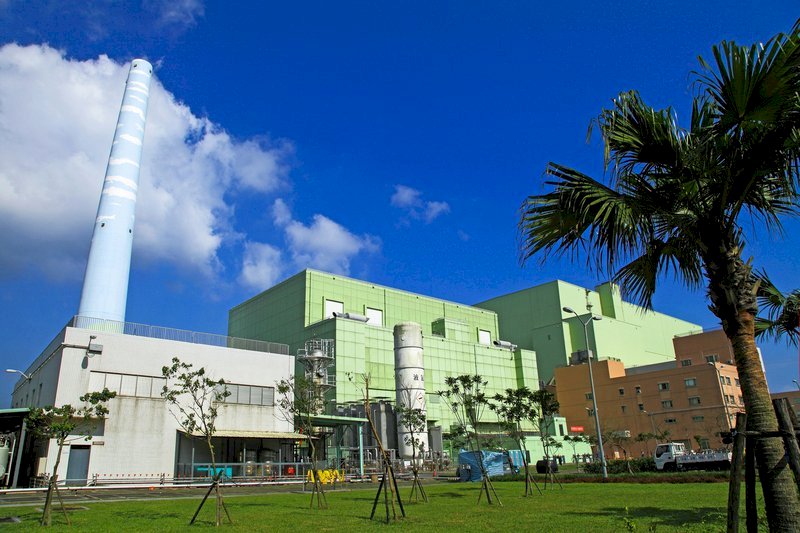 Gobierno y PDP insisten en que la energía nuclear no es energía verde