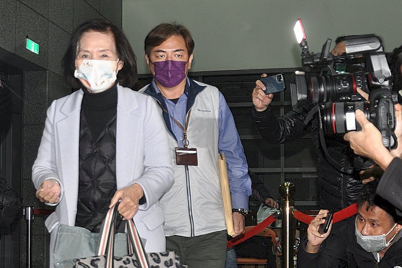 La gobernadora de Yilan en libertad bajo fianza al ser investigada en un caso de corrupción