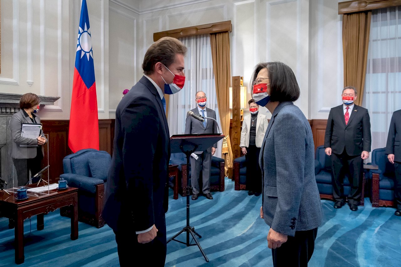 Tsai Ing-wen espera que Taiwán pueda profundizar en sus relaciones comerciales con Paraguay