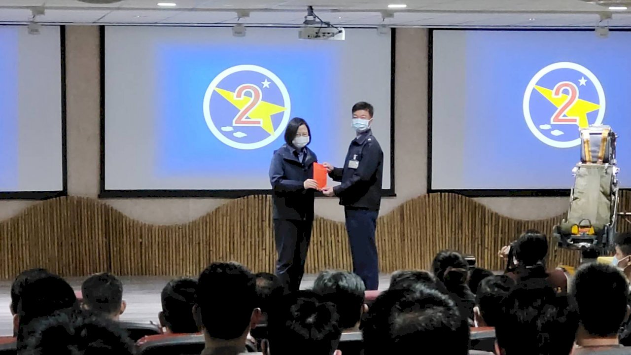 Los Mirage 2000 vuelven al aire y Tsai Ing-wen insiste en la muestra de determinación de defender Taiwán