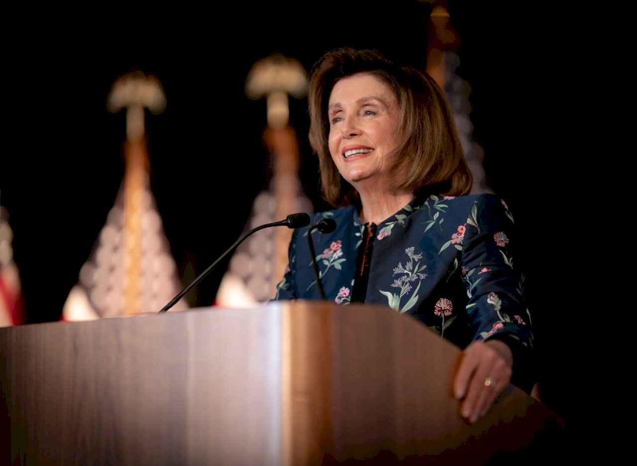 La presidenta del Congreso de EE. UU. Nancy Pelosi podría visitar Taiwán este domingo