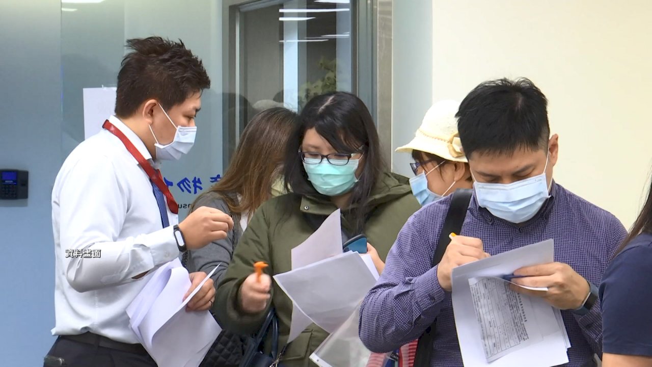 Chen Shih-chung asegura que el certificado digital es válido para solicitar el reclamo de seguro médico