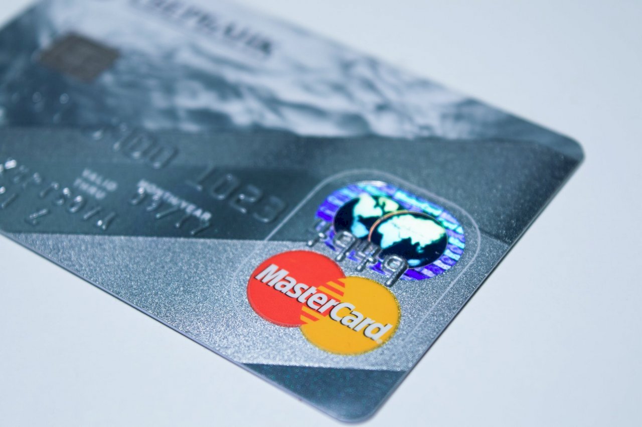 Nuevas propuestas de tarjetas de crédito que tientan a viajar