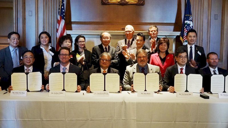 Delegación taiwanesa en Washington se compromete a adquirir productos agrícolas por valor de 3200 millones