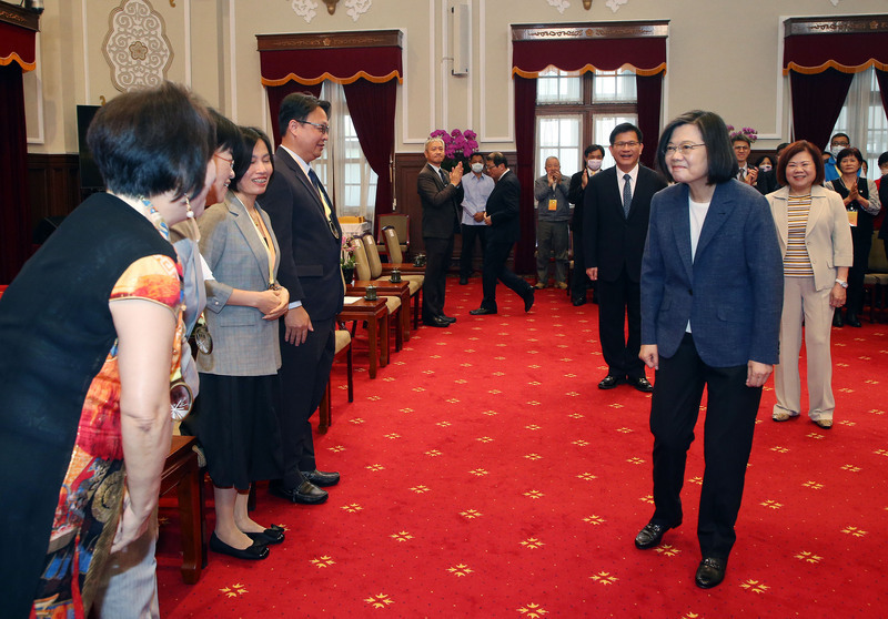 Tsai Ing-wen anuncia que seguirá invirtiendo en el fondo de la seguridad social