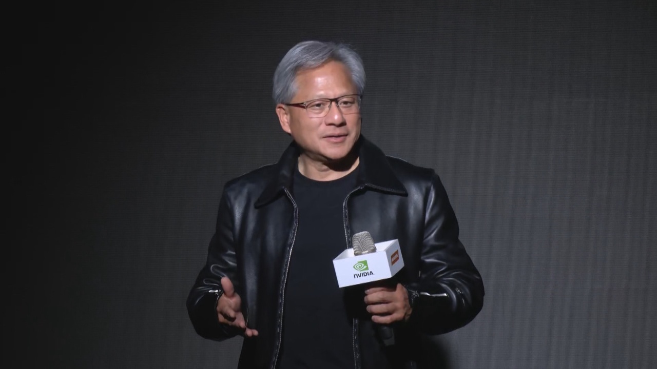 El cofundador y director ejecutivo de Nvidia Jensen Huang inspira a los jóvenes taiwaneses