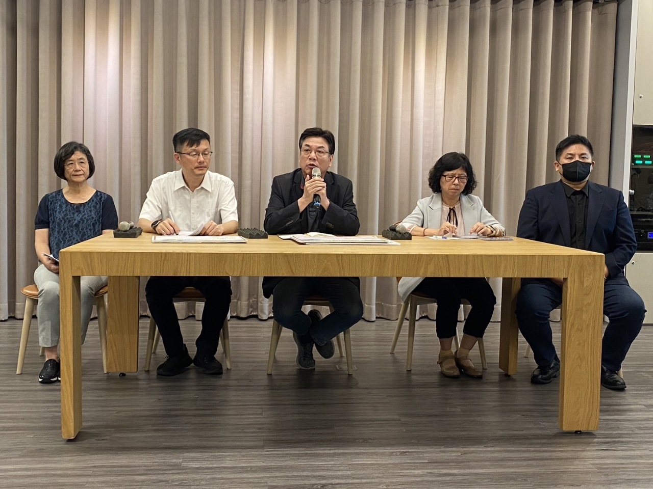 El ayuntamiento de Nueva Taipéi ayuda a la reubicación de niños de la guardería que alimentaba a los alumnos con somníferos