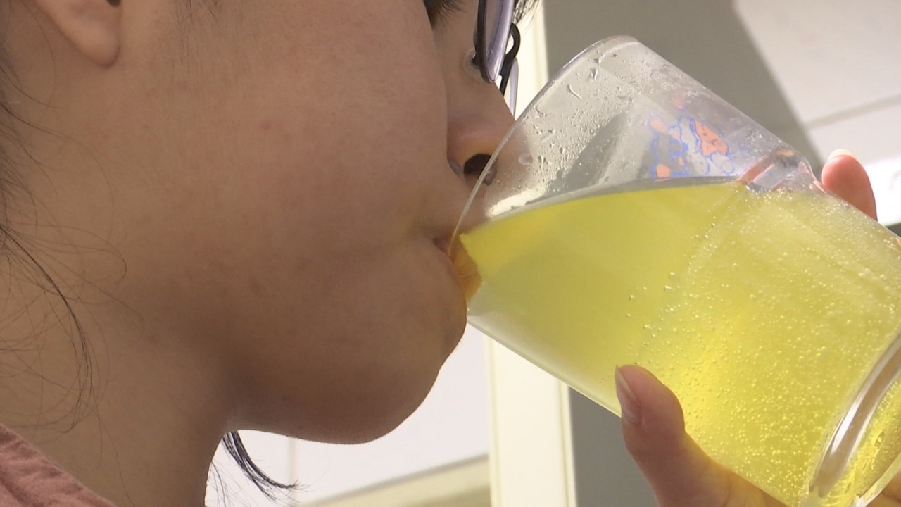 Polémica médica sobre los efectos del exceso de vitamina C en las pruebas del cáncer de colon