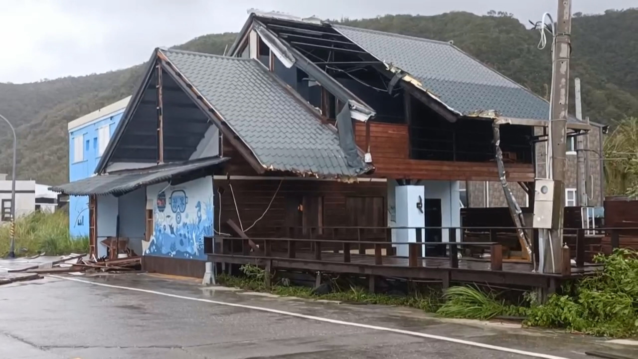 El tifón Haikui dejó una estela de destrucción en la Isla Verde