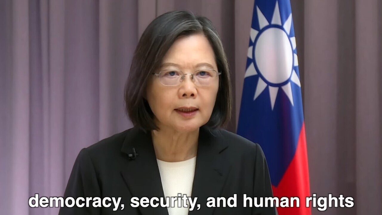 Tsai Ing-wen habla para una organización neoyorkina de la importancia de la paz en el Estrecho para la prosperidad global