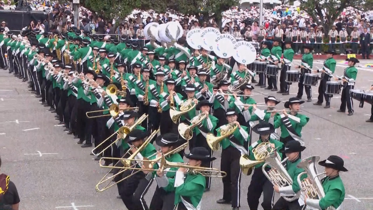 La banda de Caballeros Esmeralda ofrece recuerdos de la infancia