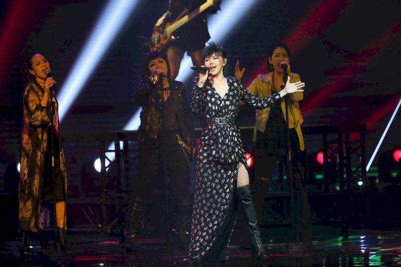 «Día nublado» de Stefanie Sun