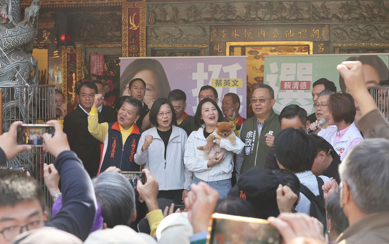 Tsai Ing-wen rechaza que su Gobierno haya actuado de manera despótica por su mayoría absoluta en el Legislativo