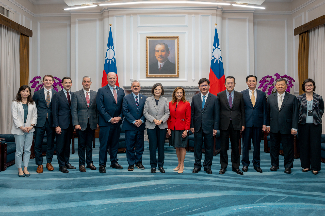 Tsai Ing-wen agradece la aprobación de ayuda financiera y militar de EEUU a la seguridad de Taiwán y del Indo-Pacífico