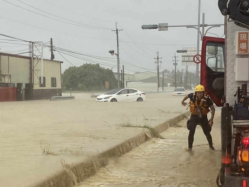 Gaemi deja 2 muertos y 279 heridos además de numerosos daños en infraestructuras e inundaciones