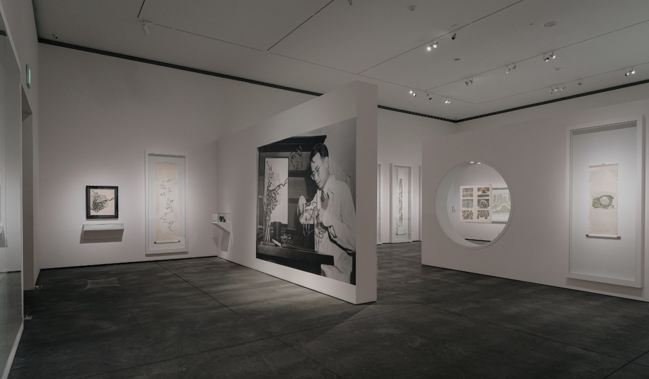 Exhibición del pintor y arquitecto Chen Chi-kwan