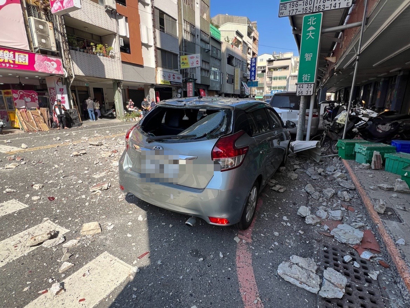 Terremoto de magnitud 5.6 en Chiayi daña 2 vehículos en Tainan