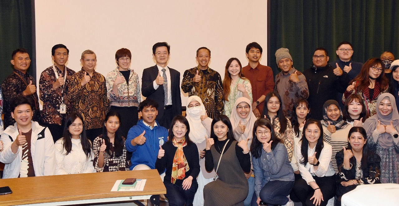 Rti organiza un seminario para inmigrantes indonesios en ética periodística y veracidad de las noticias en Taiwán