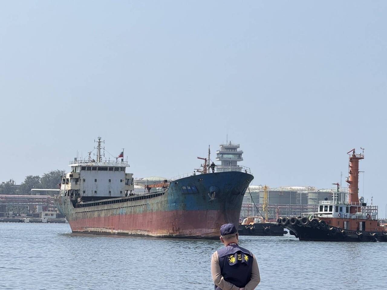 Autoridades taiwanesas siguen investigando al buque Hong Tai por un posible sabotaje de cables submarinos de telecomunicaciones