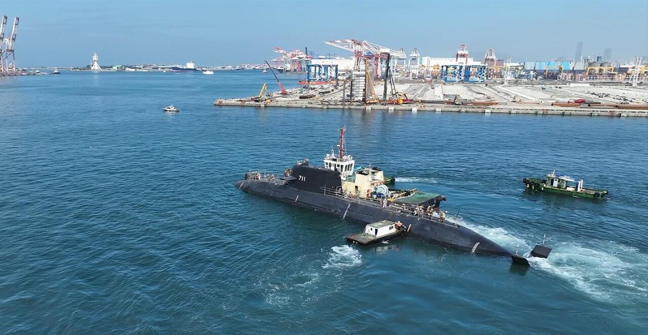 El submarino militar de fabricación nacional Haikun completa varias pruebas clave de inmersión