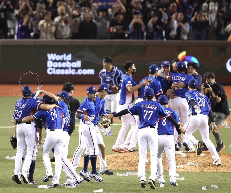 La Federación Mundial de Béisbol impone una multa y emite una advertencia fuerte a Taiwán por uso indebido de dispositivos electrónicos