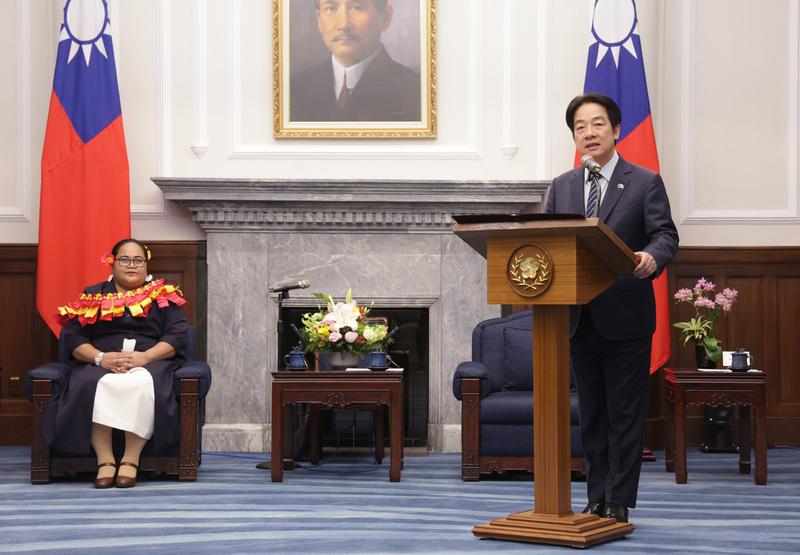 La nueva embajadora de Tuvalu presenta sus cartas credenciales ante el presidente Lai Ching-te